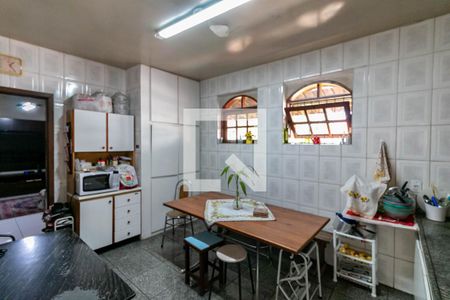 Casa à venda com 193m², 3 quartos e 4 vagasCozinha