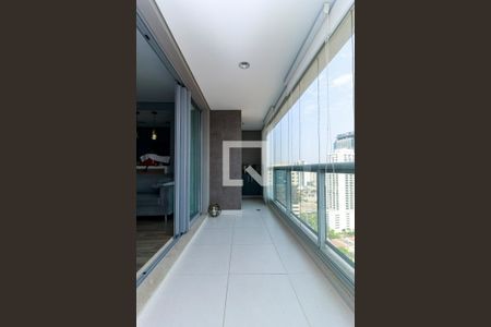 Sala - Varanda de apartamento à venda com 2 quartos, 75m² em Santo Amaro, São Paulo