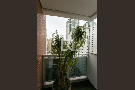 Apartamento à venda com 234m², 4 quartos e 4 vagasVaranda da Suíte 1