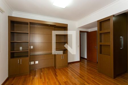 Apartamento à venda com 234m², 4 quartos e 4 vagasSuíte 1
