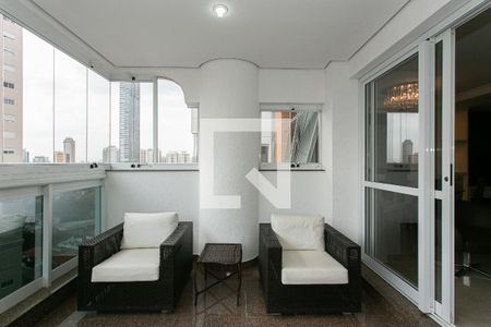 Apartamento à venda com 234m², 4 quartos e 4 vagasVaranda da Sala