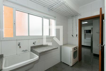 Apartamento à venda com 234m², 4 quartos e 4 vagasÁrea de Serviço