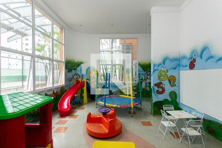 Apartamento à venda com 234m², 4 quartos e 4 vagasÁrea comum - Brinquedoteca