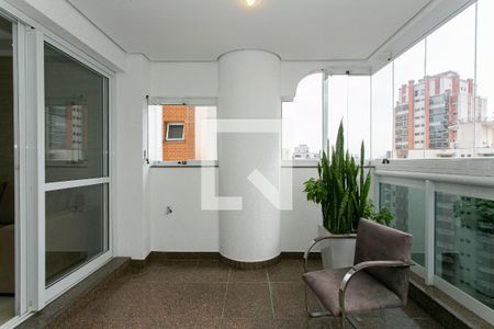 Apartamento à venda com 234m², 4 quartos e 4 vagasVaranda da Sala