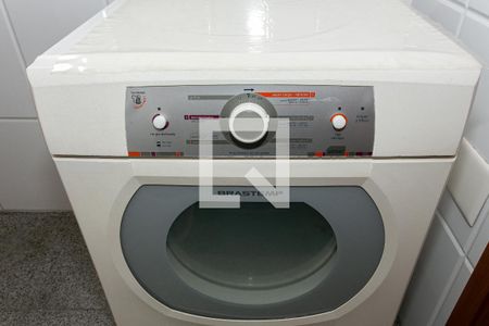 Apartamento à venda com 234m², 4 quartos e 4 vagasÁrea de Serviço - Lava e Sace