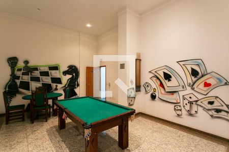 Apartamento à venda com 234m², 4 quartos e 4 vagasÁrea comum - Salão de jogos Adulto