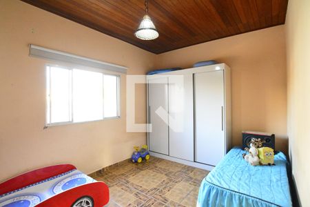 Casa à venda com 311m², 5 quartos e 1 vagaQuarto