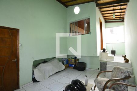 Casa à venda com 311m², 5 quartos e 1 vagaÁrea comum