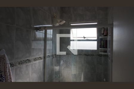 Banheiro de apartamento à venda com 2 quartos, 57m² em Parque Residencial Eloy Chaves, Jundiaí