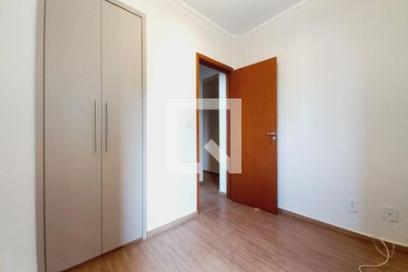 Quarto 1  de apartamento para alugar com 3 quartos, 83m² em Botafogo, Campinas