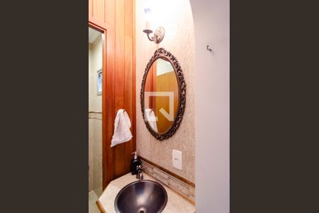 Lavabo de casa à venda com 3 quartos, 200m² em Planalto Paulista, São Paulo