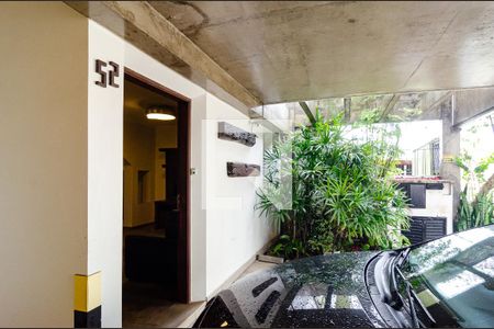 Garagem de casa à venda com 3 quartos, 200m² em Planalto Paulista, São Paulo