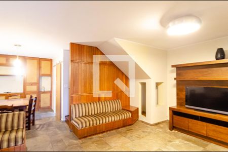 Sala de casa à venda com 3 quartos, 200m² em Planalto Paulista, São Paulo