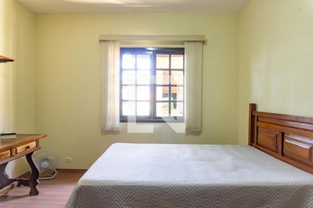 Casa à venda com 280m², 3 quartos e 4 vagas Casa à venda com 280m², 3 quartos e 4 vagasQuarto 2