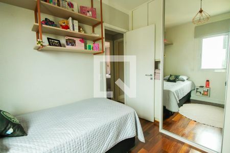 Apartamento à venda com 108m², 3 quartos e 3 vagasQuarto 2