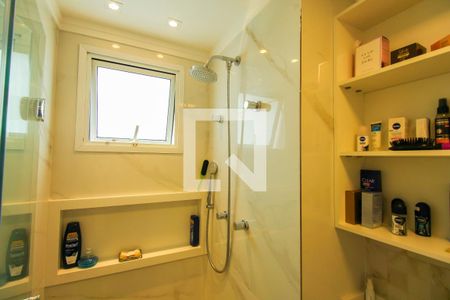 Apartamento à venda com 108m², 3 quartos e 3 vagasBanheiro da suíte