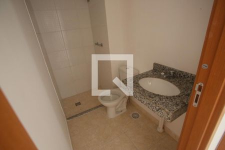 Apartamento à venda com 66m², 2 quartos e 1 vagaBanheiro da Suíte 2