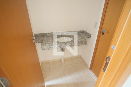 Apartamento à venda com 82m², 3 quartos e 1 vagaBanheiro da Suíte 2