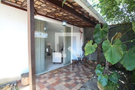 Casa à venda com 140m², 5 quartos e 3 vagasVaranda