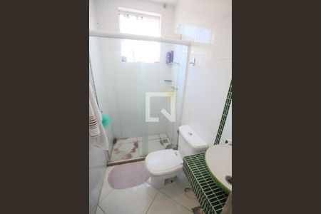 Casa à venda com 140m², 5 quartos e 3 vagasBanheiro da Suíte