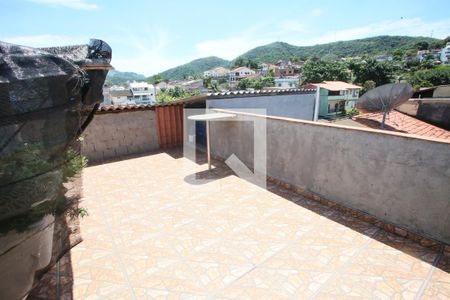 Casa à venda com 140m², 5 quartos e 3 vagasTerraço