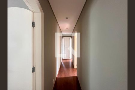 Apartamento para alugar com 134m², 2 quartos e 2 vagasCorredor Quartos
