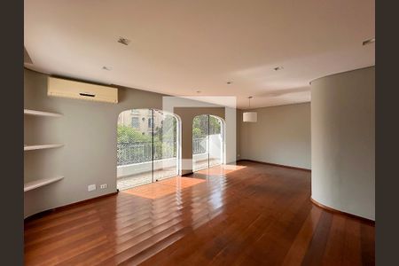 Apartamento para alugar com 134m², 2 quartos e 2 vagasSala