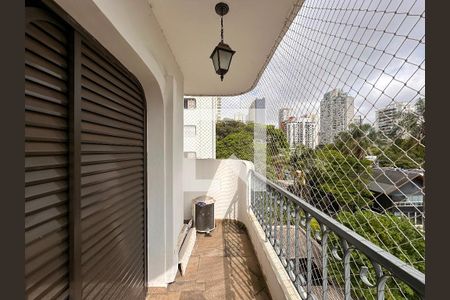 Apartamento para alugar com 134m², 2 quartos e 2 vagasSacada Suíte