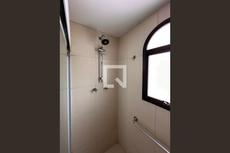 Apartamento para alugar com 134m², 2 quartos e 2 vagasDetalhe Banheiro Suíte