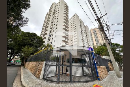 Apartamento para alugar com 134m², 2 quartos e 2 vagasFachada