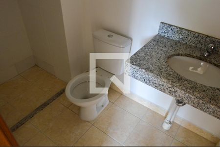 Apartamento à venda com 66m², 2 quartos e 1 vaga Apartamento à venda com 66m², 2 quartos e 1 vagaBanheiro da Suíte