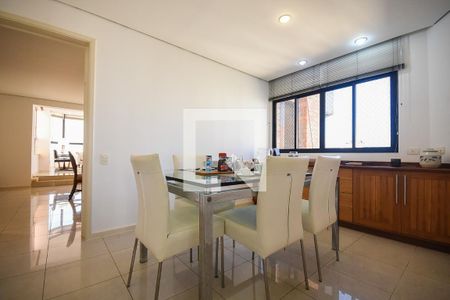 Apartamento à venda com 500m², 4 quartos e 4 vagasSala de almoço