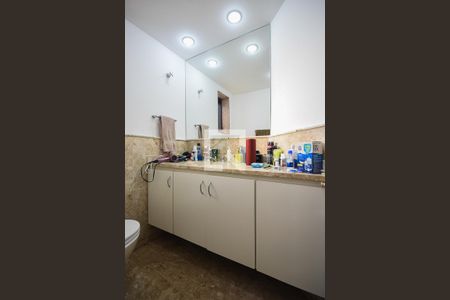 Apartamento à venda com 500m², 4 quartos e 4 vagasBanheiro suíte 1