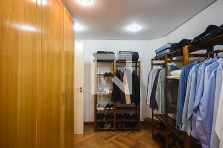 Apartamento à venda com 500m², 4 quartos e 4 vagasArmário 1 da suíte 3