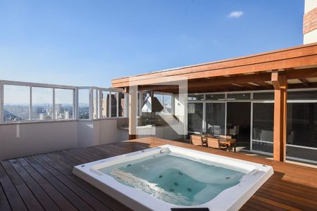 Apartamento à venda com 500m², 4 quartos e 4 vagasCobertura