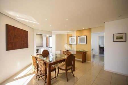Sala de jantar de apartamento à venda com 4 quartos, 500m² em Vila Suzana, São Paulo