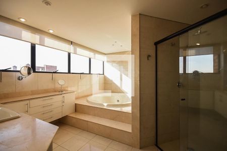 Apartamento à venda com 500m², 4 quartos e 4 vagasBanheiro 2 suíte 3