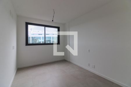 Suíte de apartamento para alugar com 2 quartos, 79m² em Barra da Tijuca, Rio de Janeiro