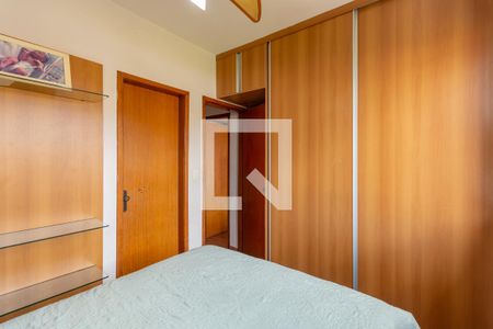Suíte de apartamento à venda com 2 quartos, 60m² em Planalto, Belo Horizonte