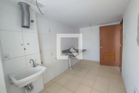 Apartamento à venda com 122m², 3 quartos e 2 vagas Apartamento à venda com 122m², 3 quartos e 2 vagas1º Pav - Cozinha e Área de Serviço