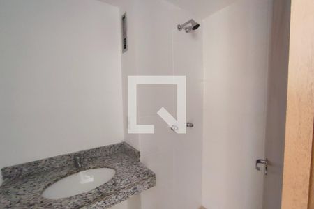 Apartamento à venda com 122m², 3 quartos e 2 vagas Apartamento à venda com 122m², 3 quartos e 2 vagas1º Pav - Banheiro Social