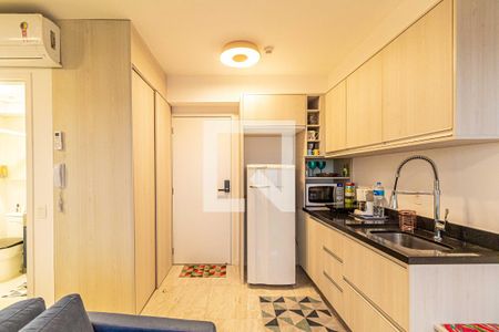 Cozinha de apartamento para alugar com 1 quarto, 35m² em Butantã, São Paulo