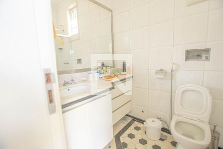 Casa à venda com 2000m², 4 quartos e 10 vagas Casa à venda com 2000m², 4 quartos e 10 vagasBanheiro da Suíte 3