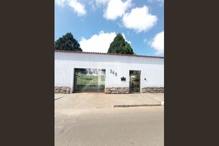 Casa à venda com 2000m², 4 quartos e 10 vagas