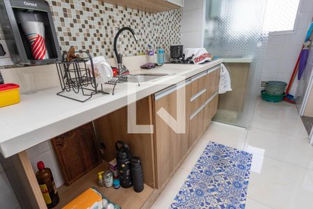 Apartamento à venda com 68m², 2 quartos e 1 vagaCozinha 