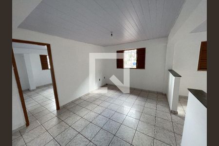 Sala de casa para alugar com 3 quartos, 133m² em Bonsucesso (barreiro), Contagem