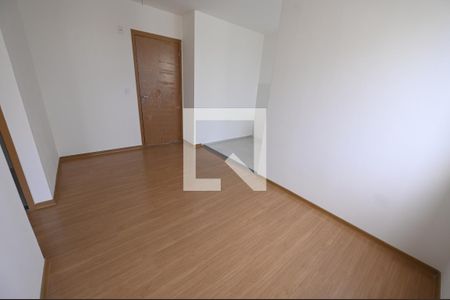 Sala/Quarto de apartamento para alugar com 2 quartos, 54m² em Chácara São Pedro, Aparecida de Goiânia