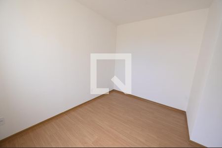 Quarto de apartamento para alugar com 2 quartos, 54m² em Chácara São Pedro, Aparecida de Goiânia