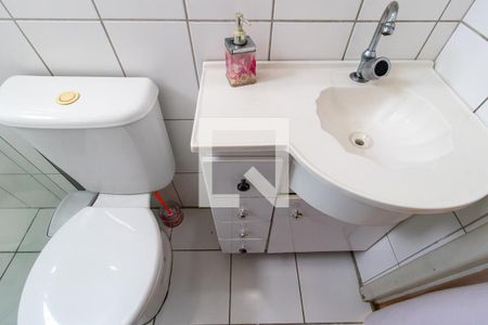 Apartamento para alugar com 48m², 2 quartos e 1 vagaDetalhe do banheiro