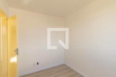 Quarto 1 de apartamento para alugar com 2 quartos, 48m² em Sítio Cercado, Curitiba
